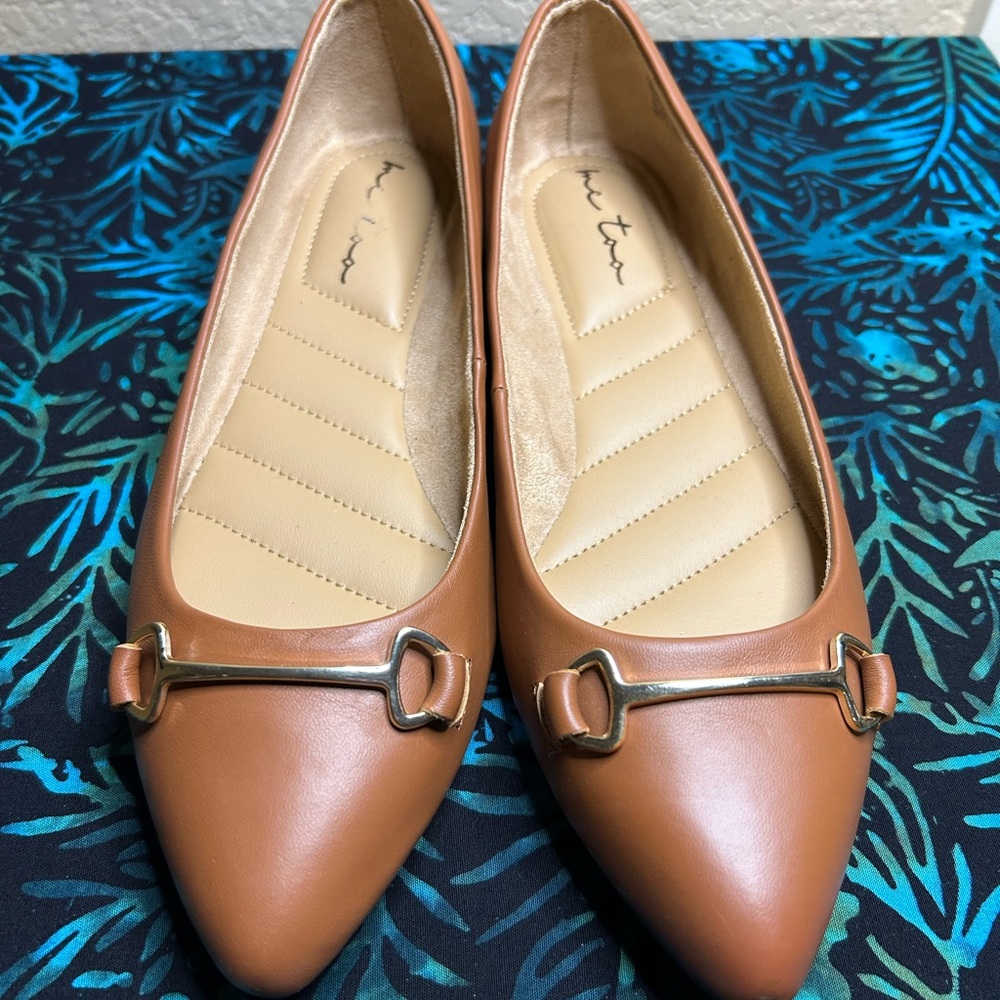 Me Too Graca Leather Buckle Ballet Flats Memory Foam Womens Size 6.5 tan